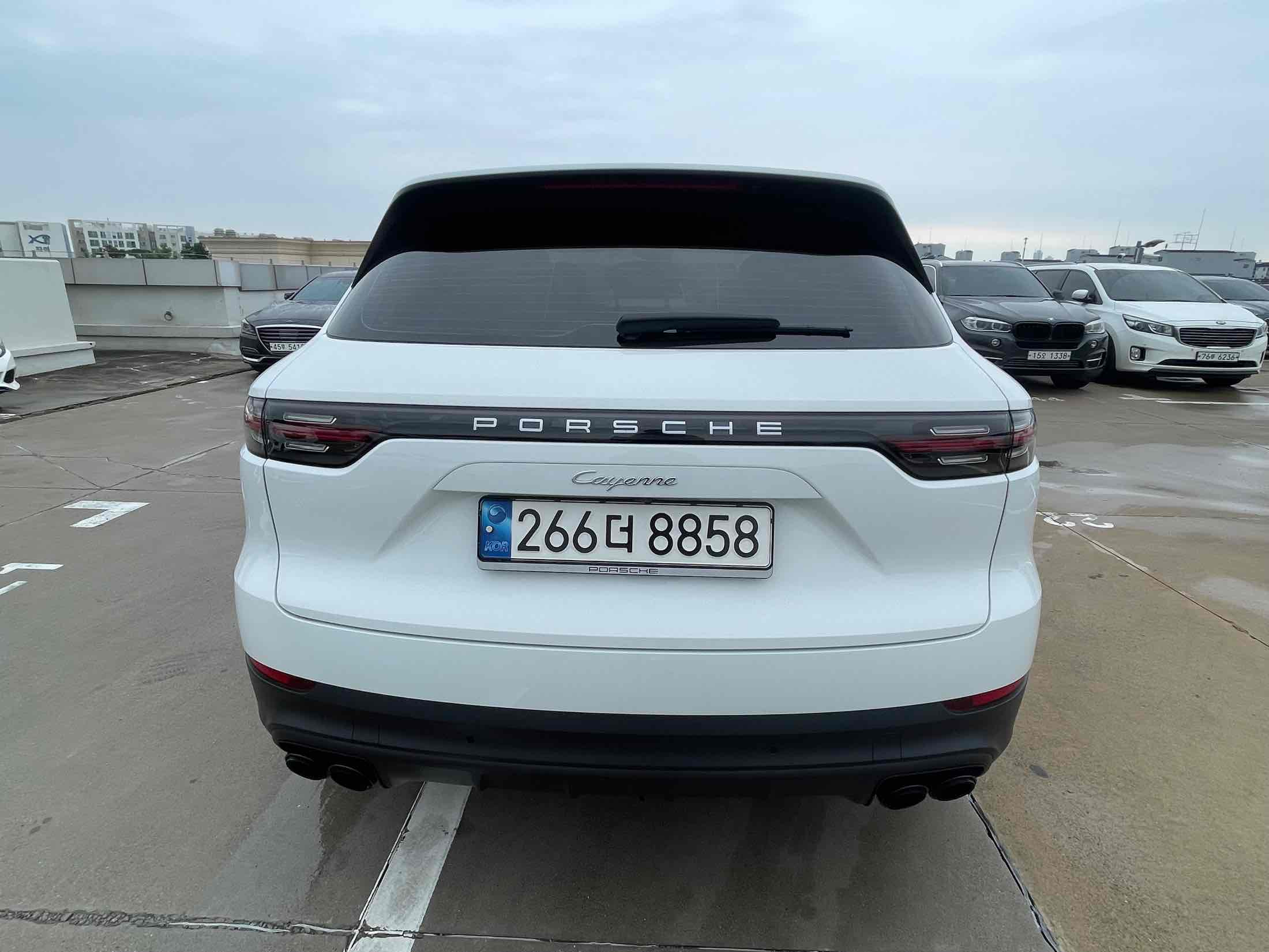 PORSCHE CAYENNE PO536 2022
