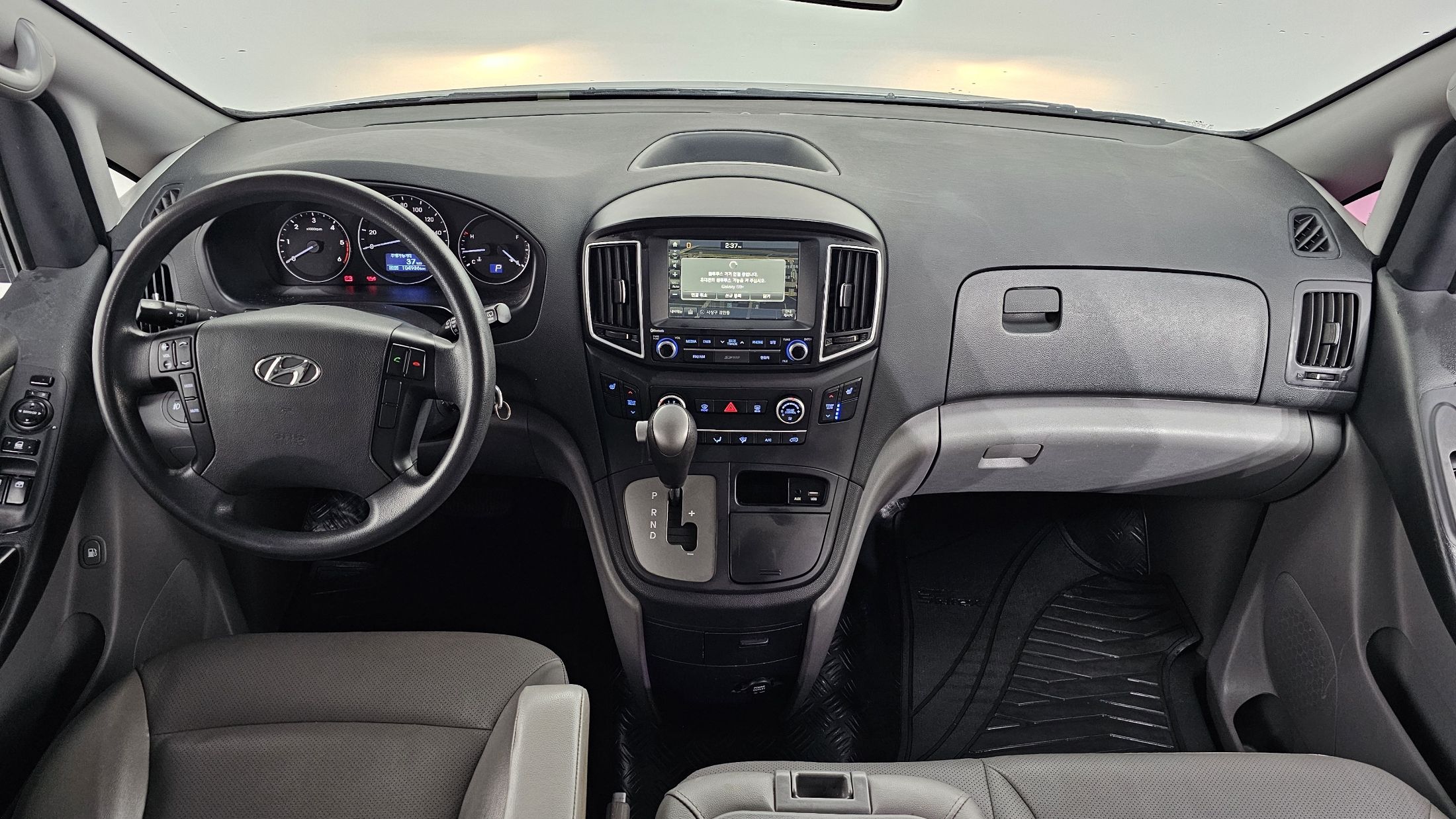 HYUNDAI STAREX GRAND 2016