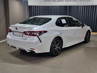 TOYOTA CAMRY XV70 2024