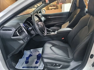 TOYOTA CAMRY XV70 2024