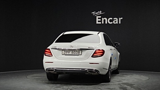 MERCEDES BENZ E-CLASS W213 2018