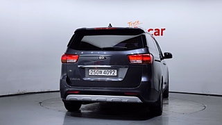 KIA CARNIVAL 2016