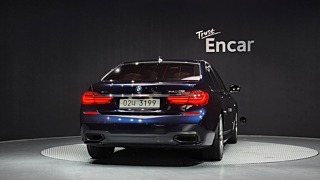 BMW 7-SERIES G11 2017