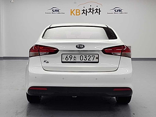 KIA K3 2016