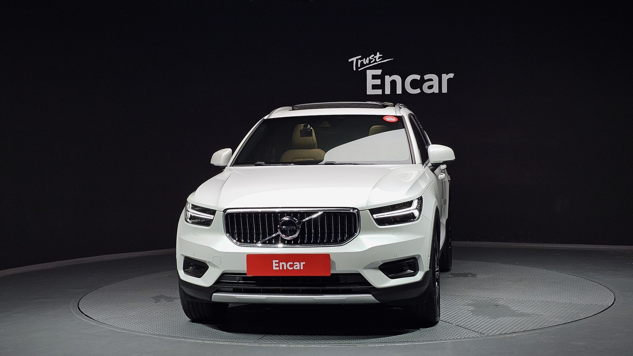 VOLVO XC40 2020