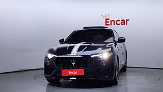 MASERATI LEVANTE 2019