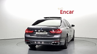 BMW 7-SERIES G11 2017