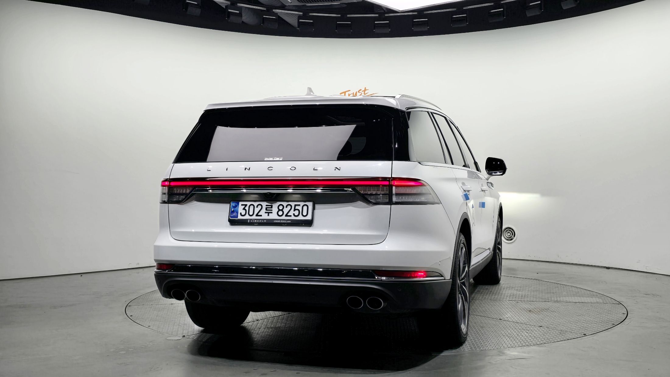 LINCOLN AVIATOR 2020