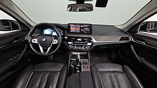 BMW 5-SERIES G30 2023