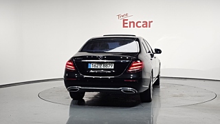 MERCEDES BENZ E-CLASS W213 2016