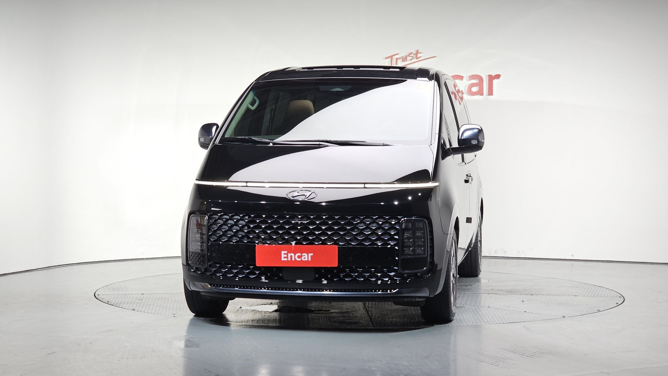 HYUNDAI STARIA 2023