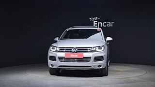 VOLKSWAGEN TOUAREG 2013