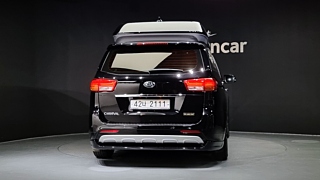 KIA CARNIVAL 2017