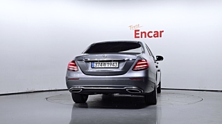 MERCEDES BENZ E-CLASS W213 2018