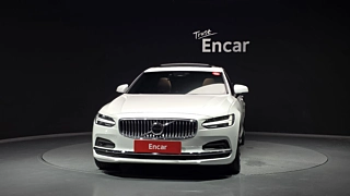 VOLVO S90 2023