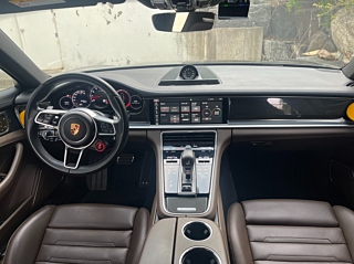 PORSCHE PANAMERA 971 2018