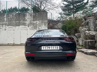 PORSCHE PANAMERA 971 2018