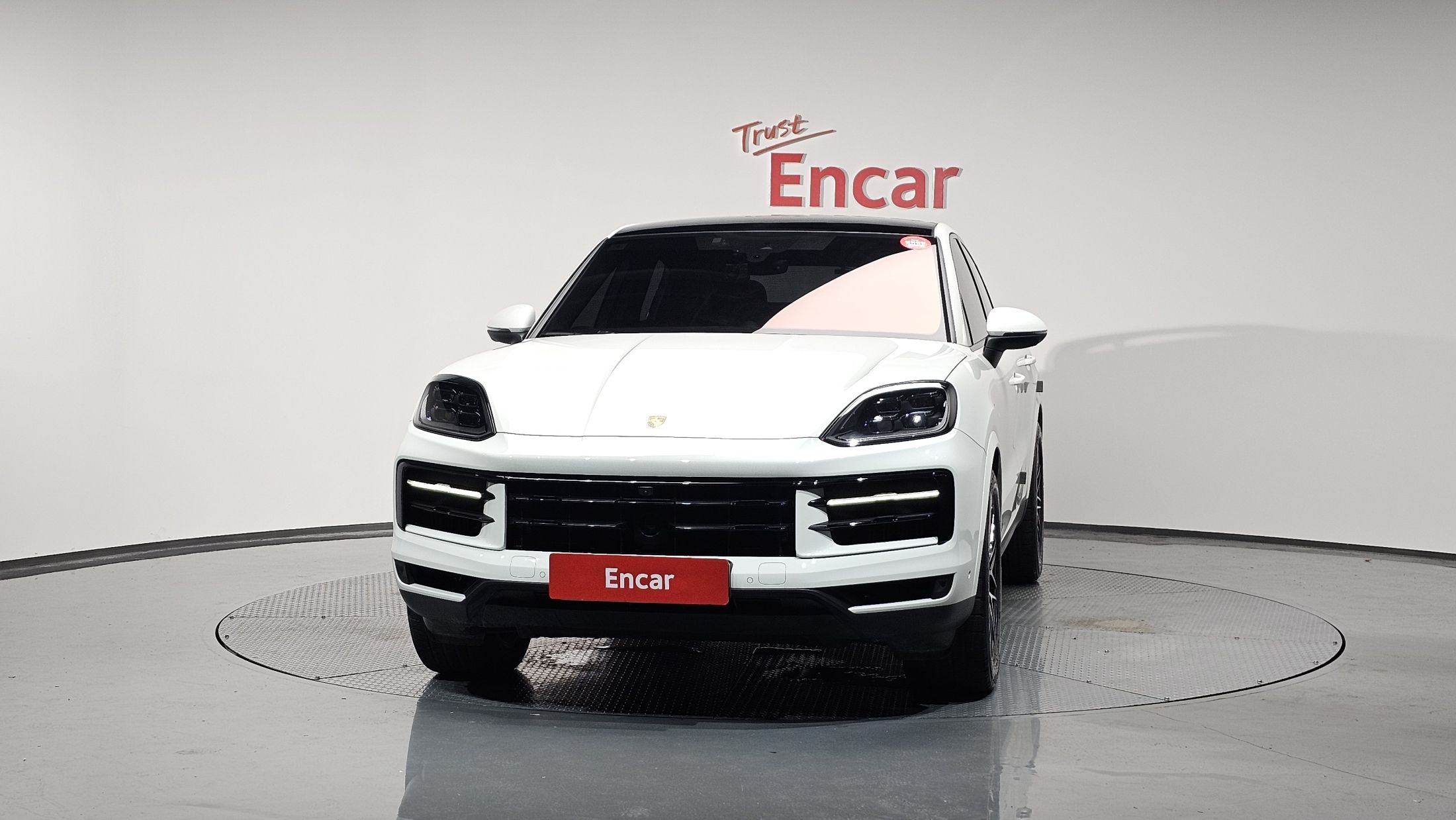 PORSCHE CAYENNE PO536 2023