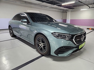 MERCEDES BENZ E-CLASS W213  2024