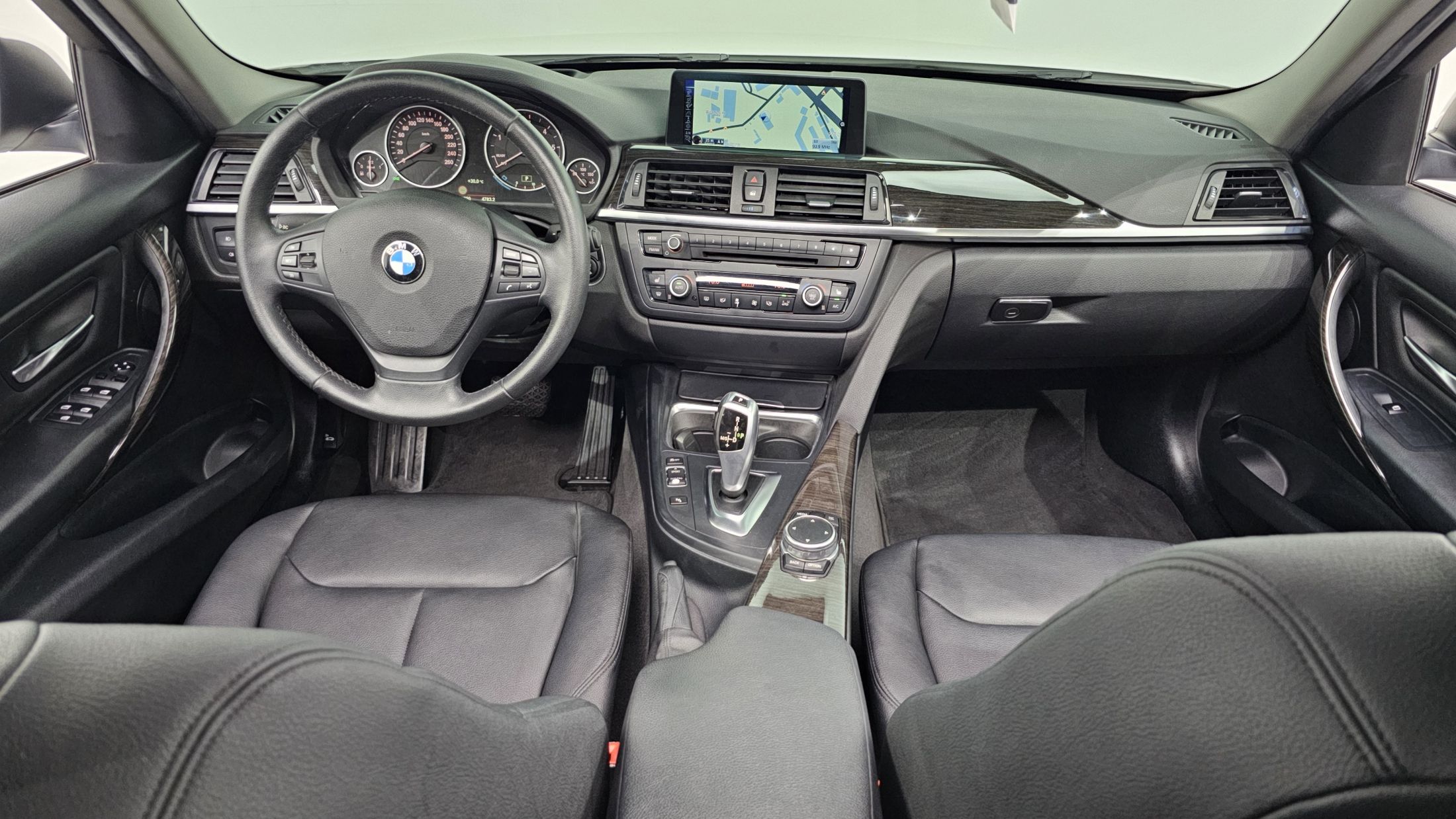 BMW 3-SERIES F30 2015