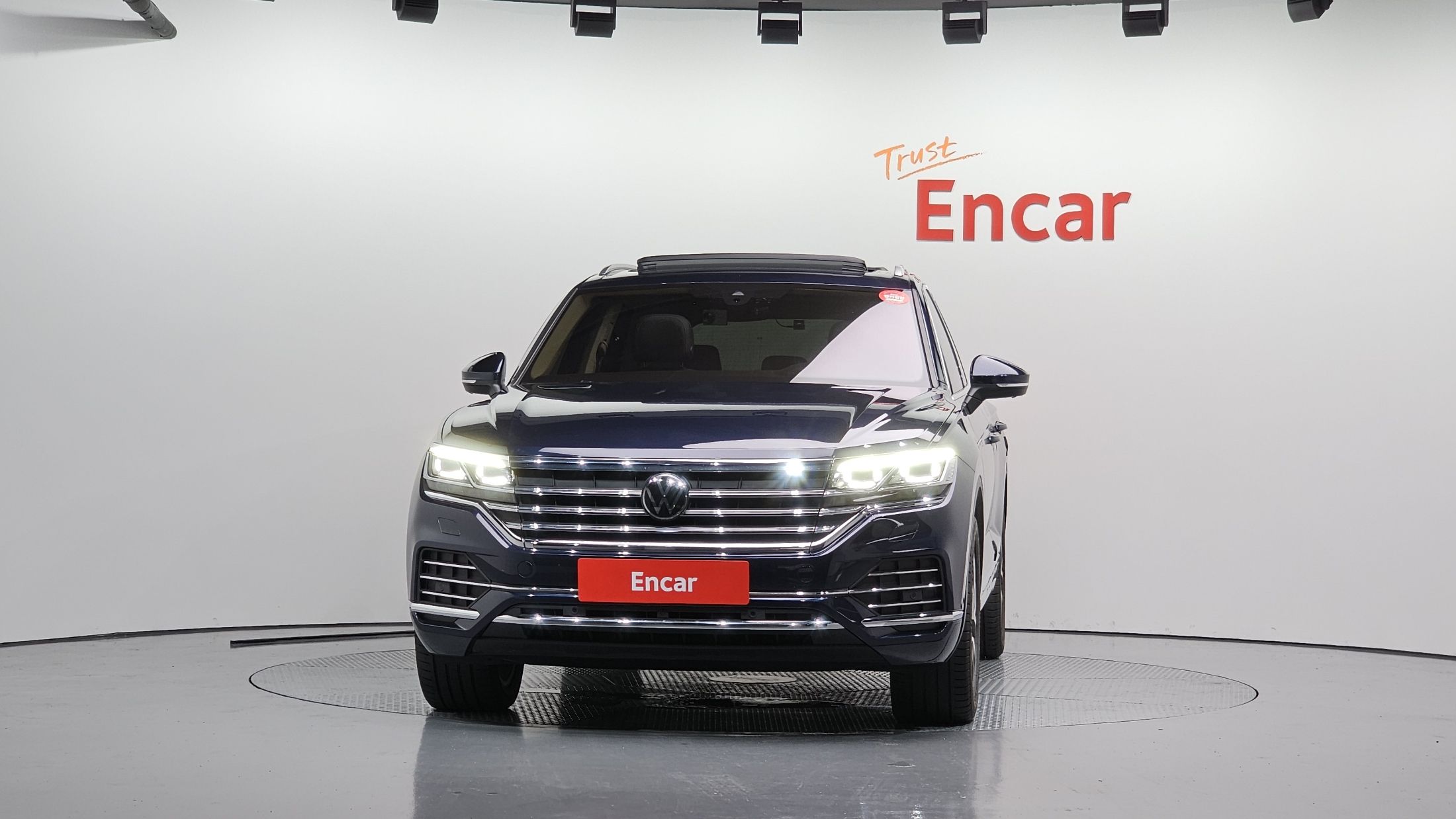 VOLKSWAGEN TOUAREG 2023