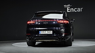 PORSCHE CAYENNE PO536 2021