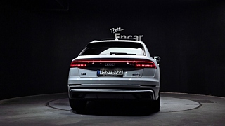 AUDI Q8 4M 2022