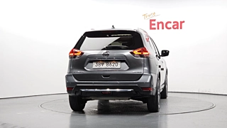 NISSAN X-TRAIL 2018