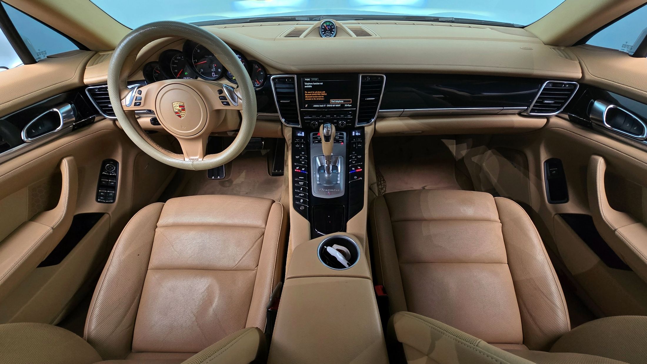 PORSCHE PANAMERA 2015