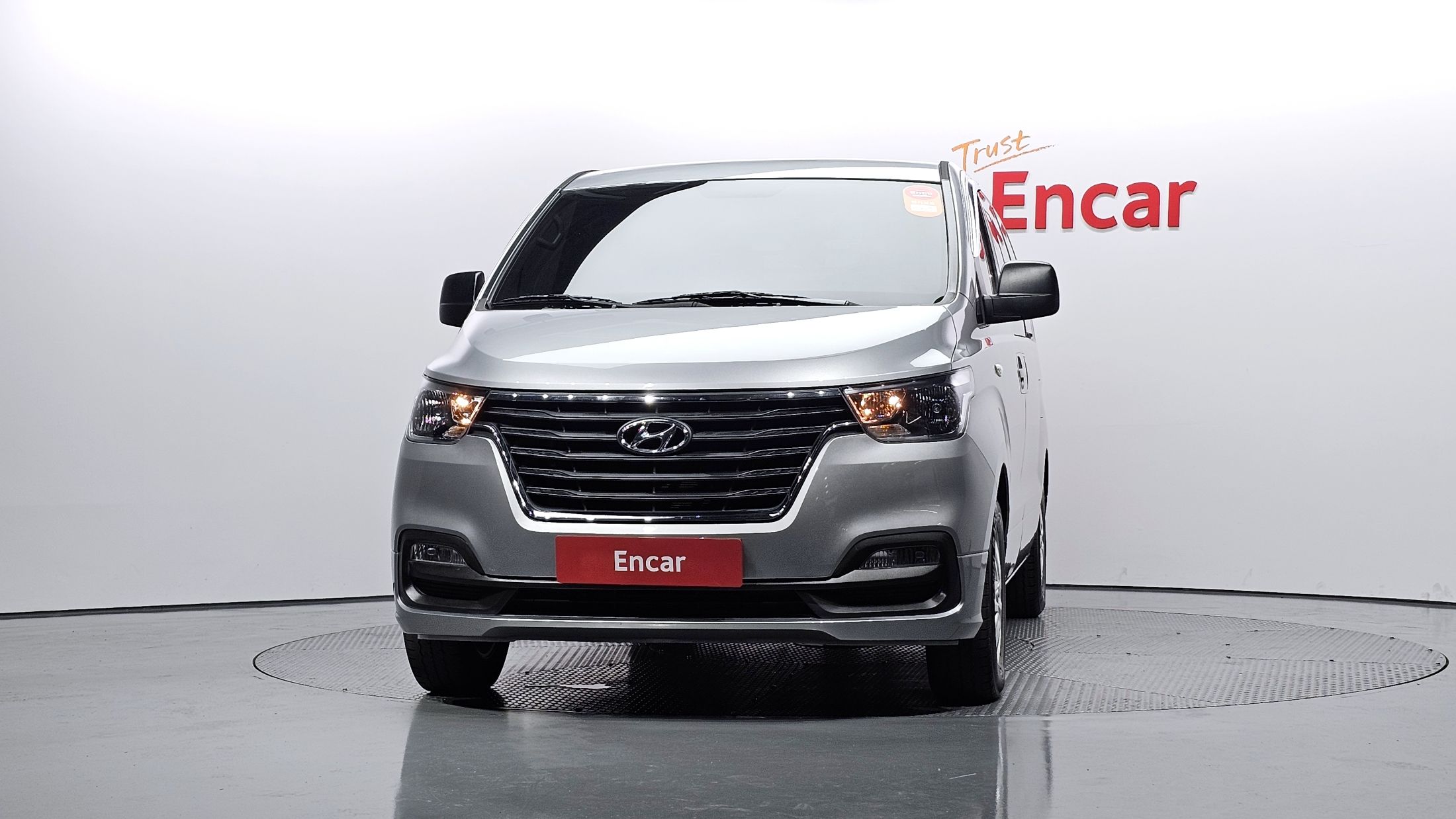 HYUNDAI STAREX GRAND 2019