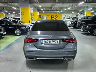 MERCEDES BENZ E-CLASS W213  2021