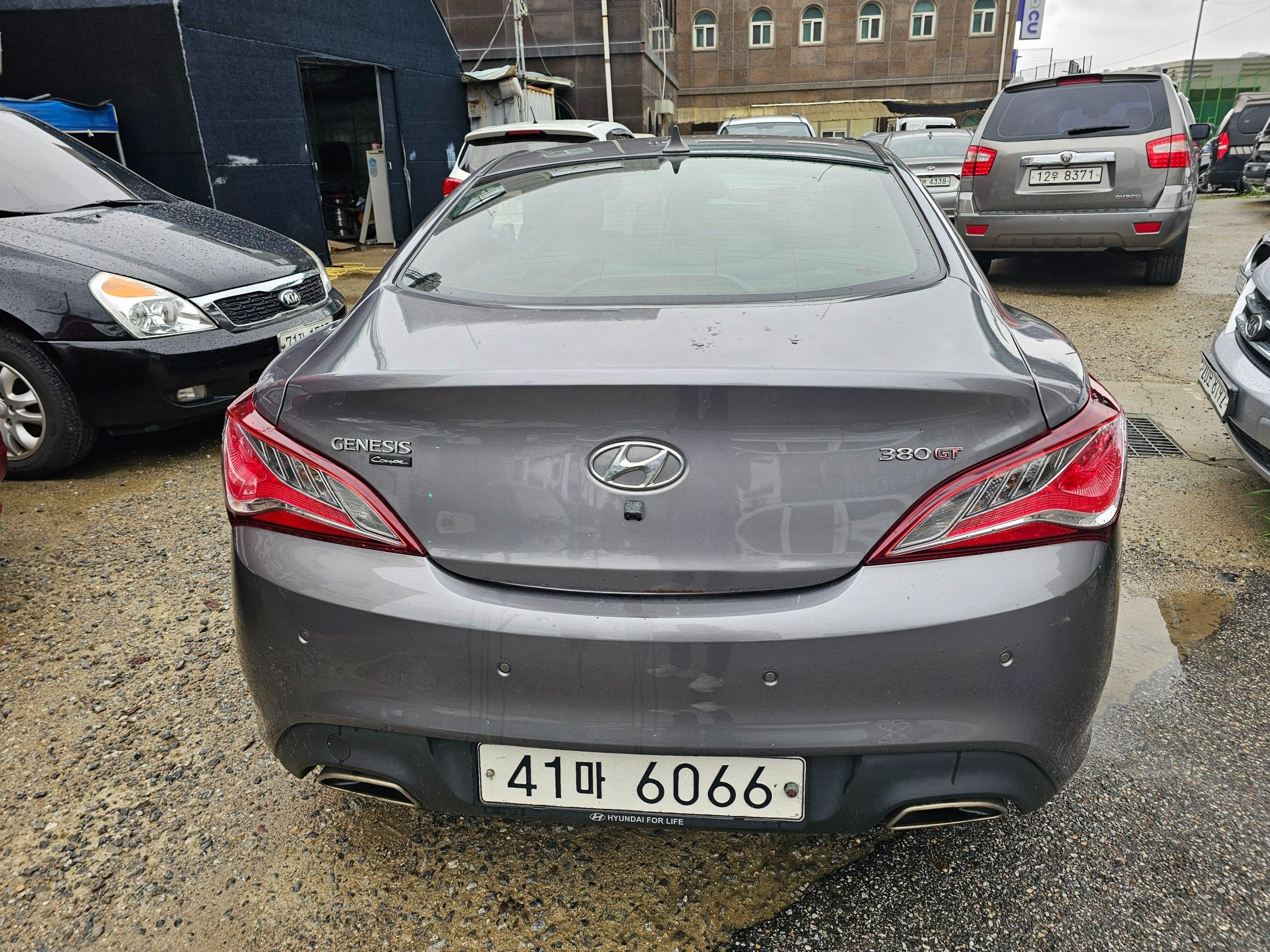 HYUNDAI GENESIS COUPE 2009