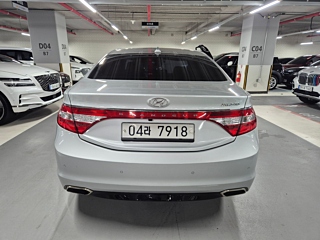 HYUNDAI GRANDEUR HG 2016
