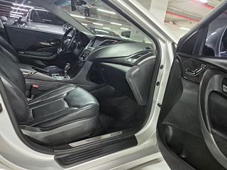 HYUNDAI GRANDEUR HG 2016