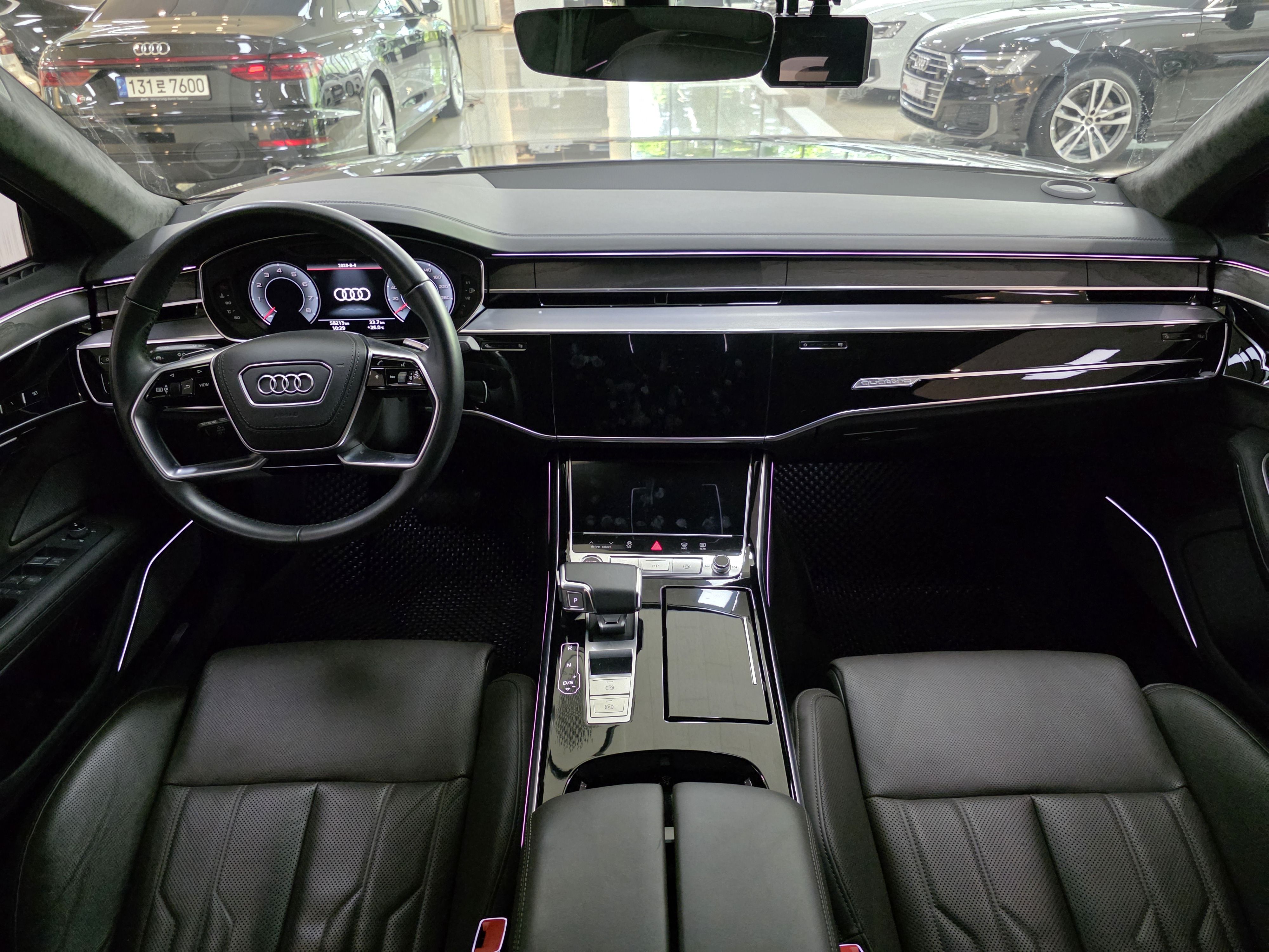 AUDI A8 D5 2021