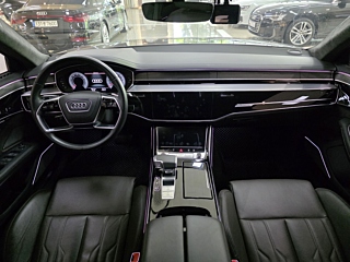 AUDI A8 D5 2021