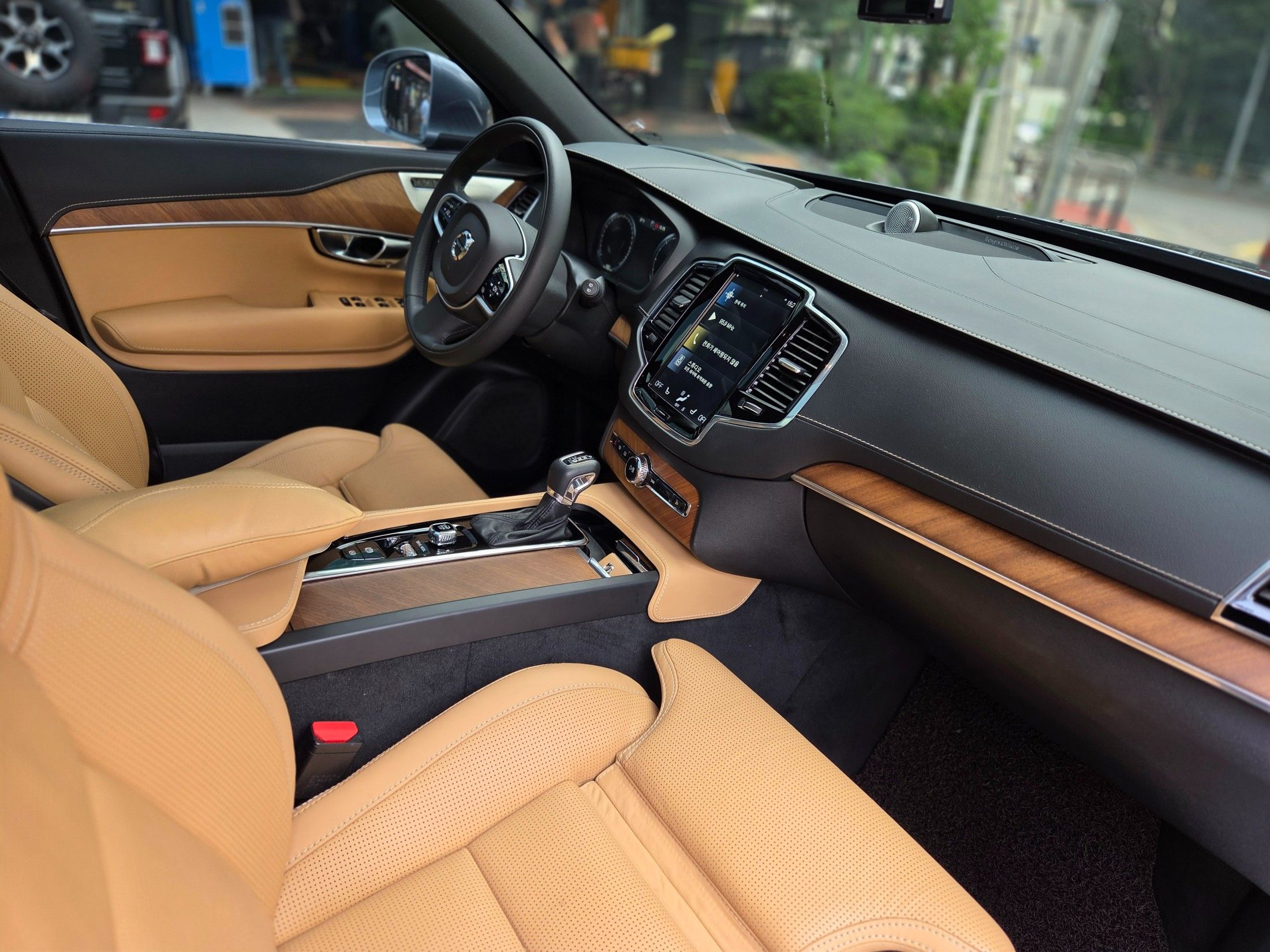 VOLVO XC90 2018