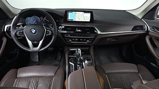 BMW 5-SERIES G30 2018