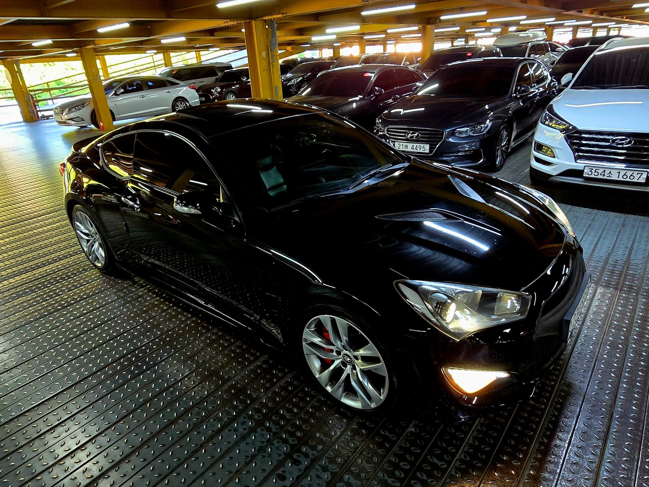 HYUNDAI GENESIS COUPE 2012