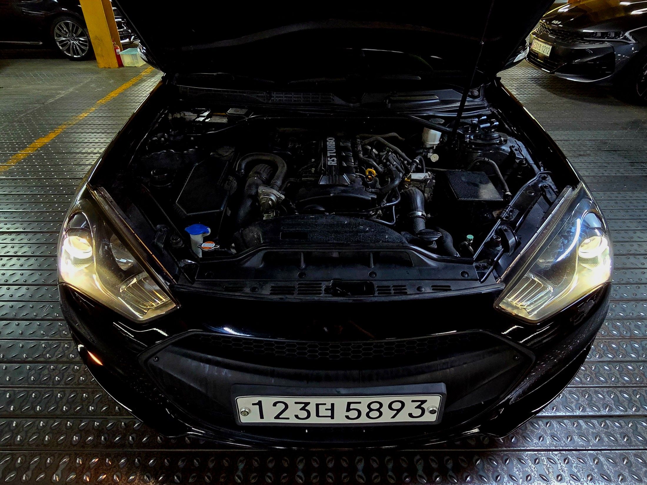 HYUNDAI GENESIS COUPE 2012