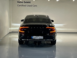 VOLVO S90  B5 2025