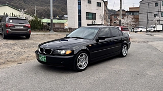 BMW 3-SERIES  325i Sedan 2002