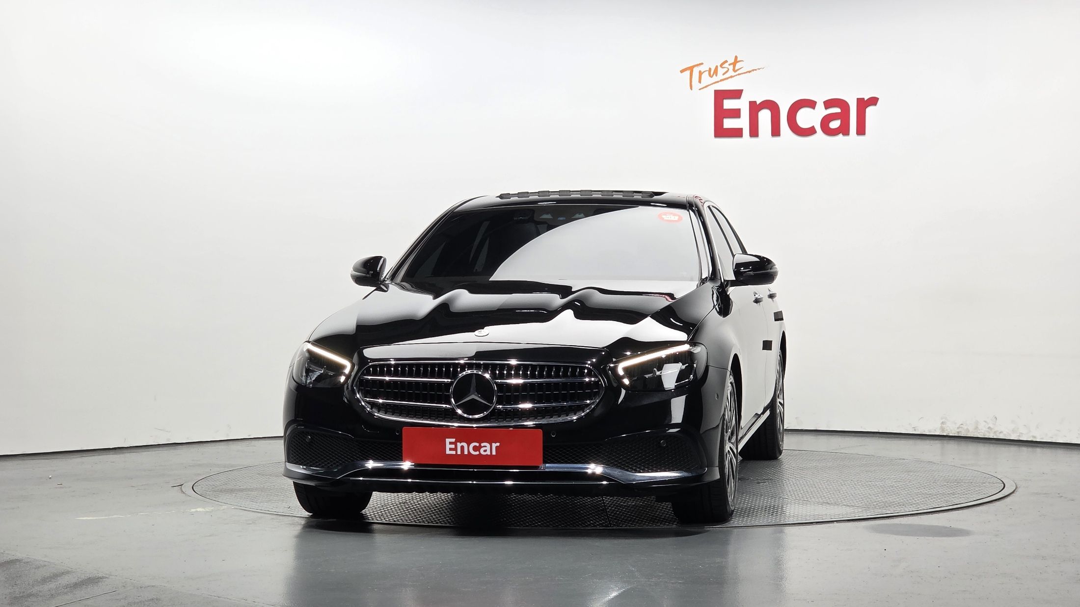 MERCEDES BENZ E-CLASS W213 2021