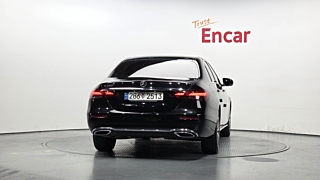MERCEDES BENZ E-CLASS W213 2021