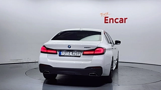 BMW 5-SERIES G30 2023