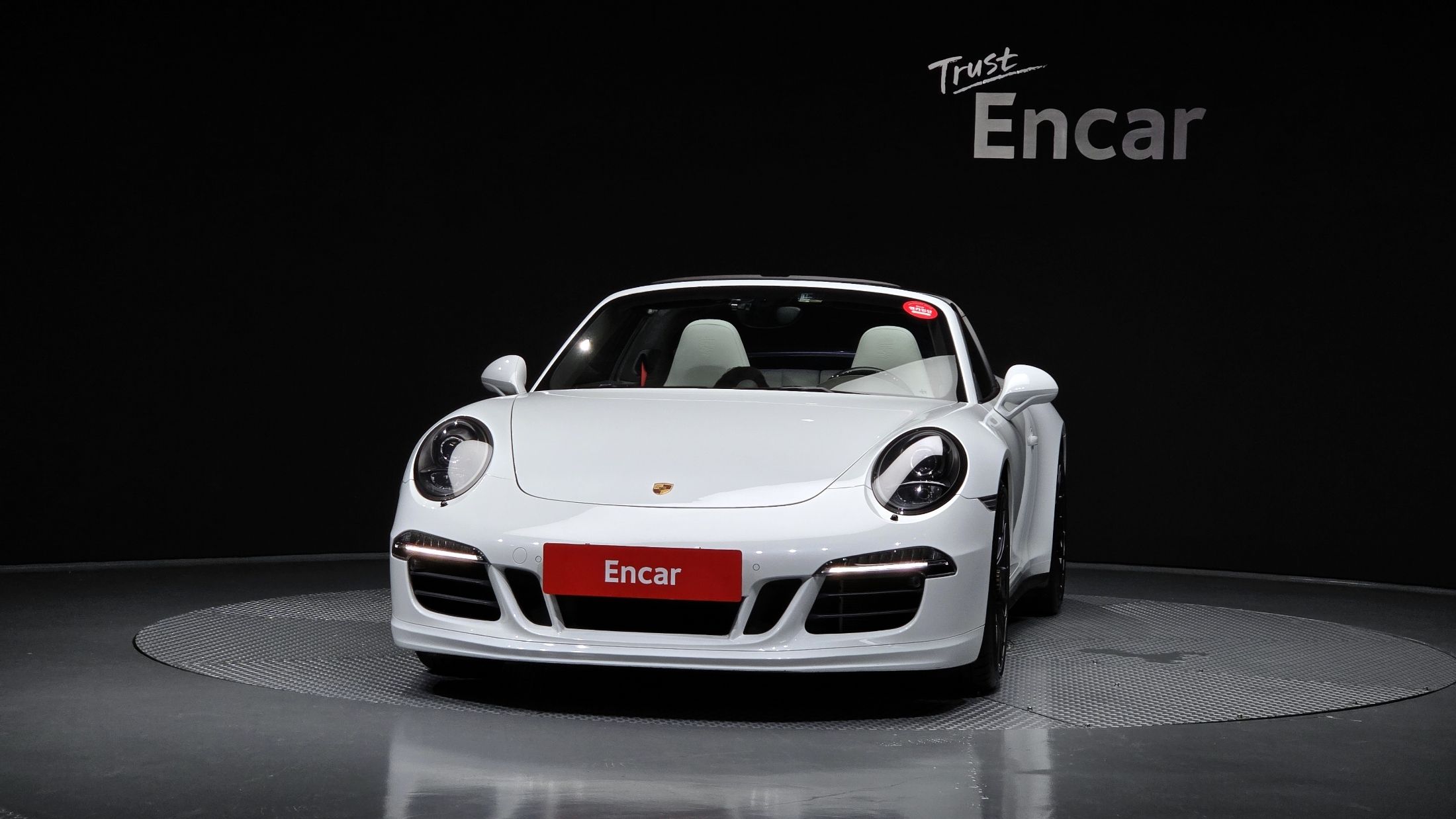 PORSCHE 911 2015