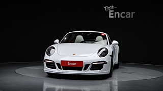 PORSCHE 911 2015