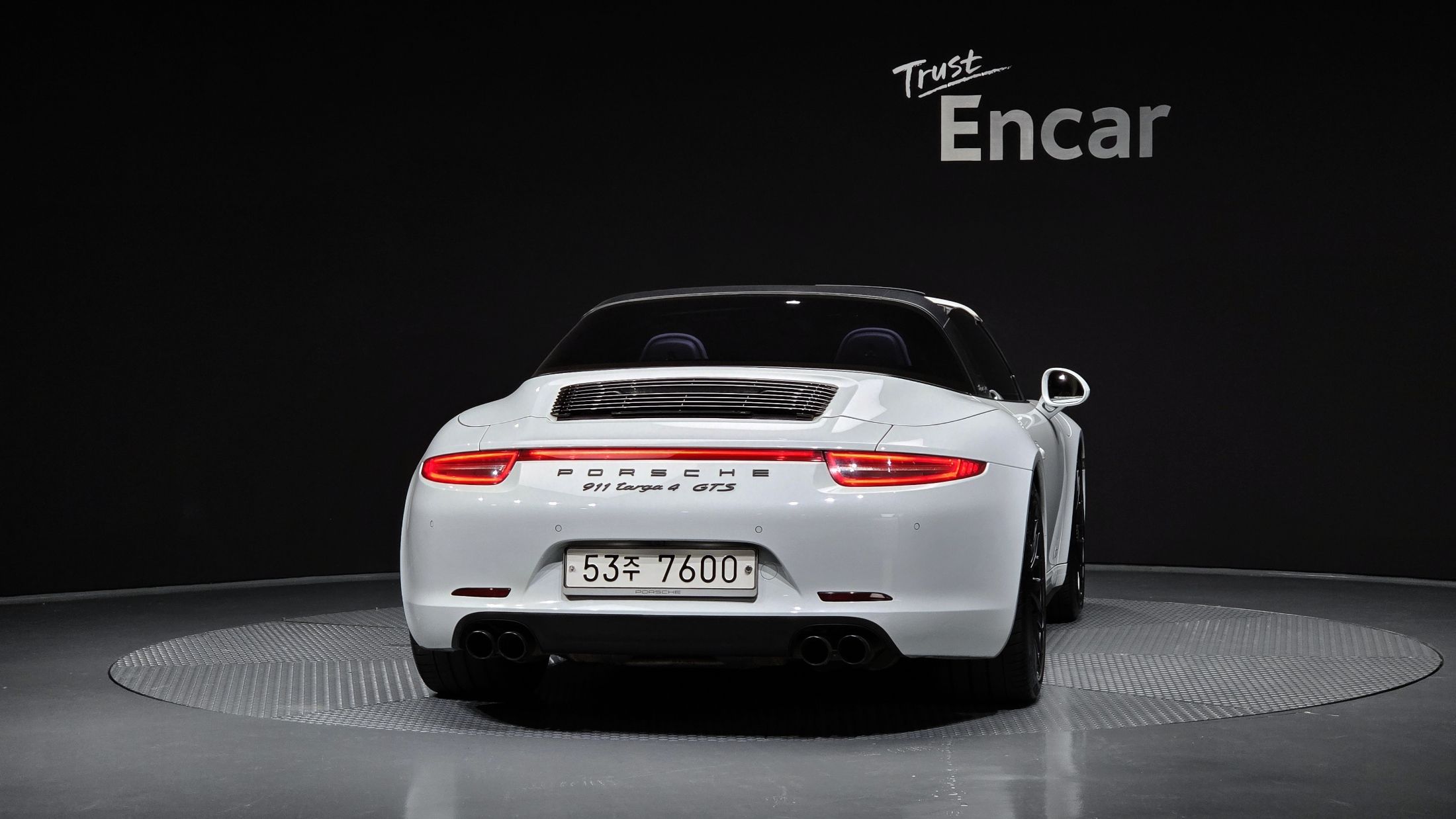 PORSCHE 911 2015