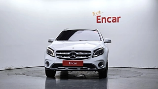 MERCEDES BENZ GLA-CLASS X156 2019