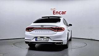 HYUNDAI GRANDEUR IG HYBRID 2019